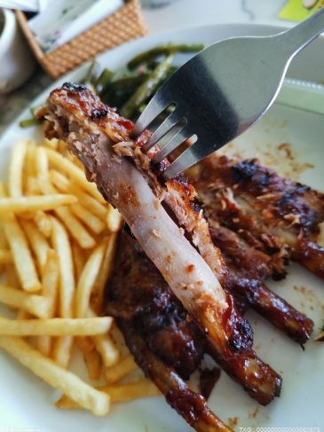 大巴山区饮食文化的精华 腊肉有多少种吃法