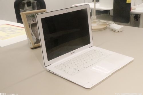 联想ThinkBookPlus17双屏笔记本电脑开启预售 搭载i7-12700H处理器